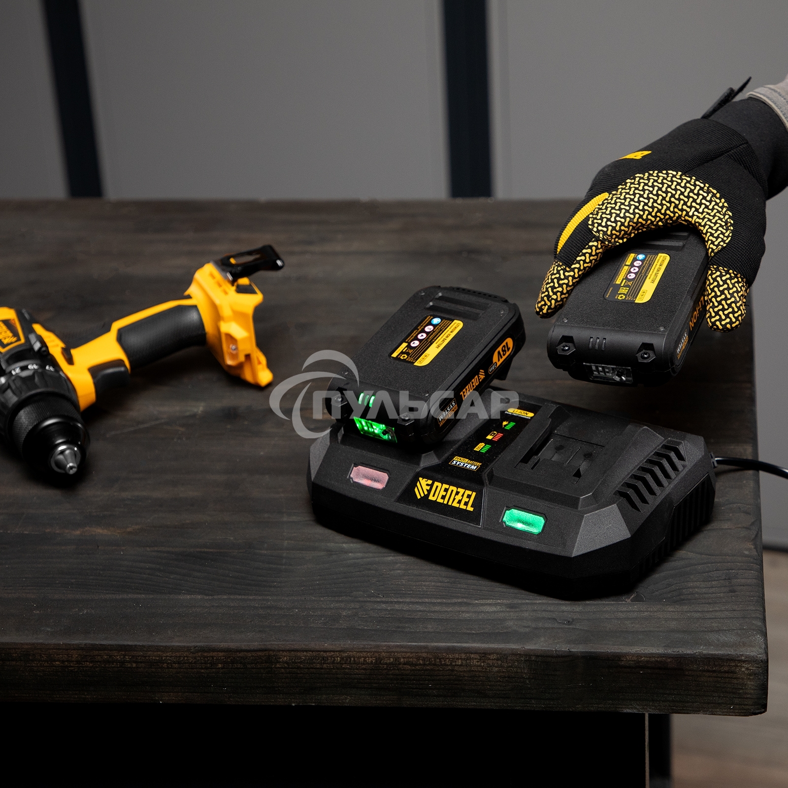 Устройство зарядное для аккумуляторов IBC-18-3.0-2, Li-Ion, 18В, 3,0 А, для двух батарей Denzel