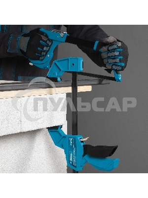 Струбцина GROSS 20702 реечная быстрозаж. пистолет. пошаг.механизм пл. корпус 300мм