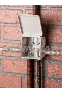 Коробка распределительная КМР-030-031 с крышкой наружная (85х85х40) 8 мембр. вводов IP55 EKF