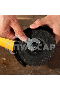 Углошлифовальная машина Deko DKAG1500 1500Вт 12000об/мин рез.шпин.:M14 d=125мм