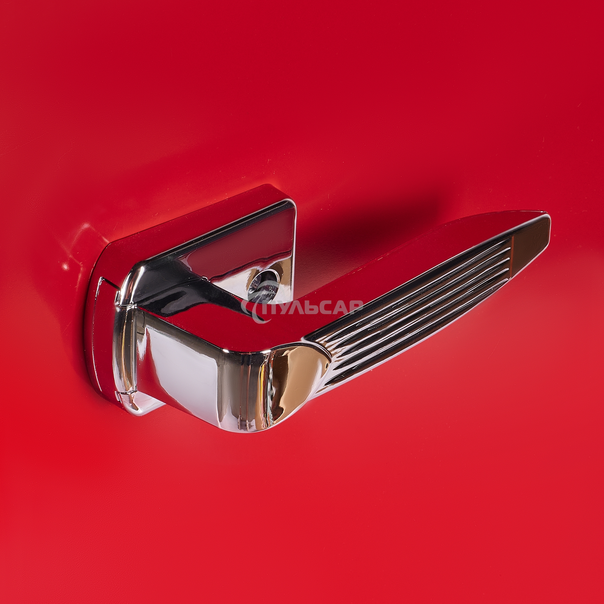 Холодильник Maunfeld MFF83RR красный однокамерный 85л