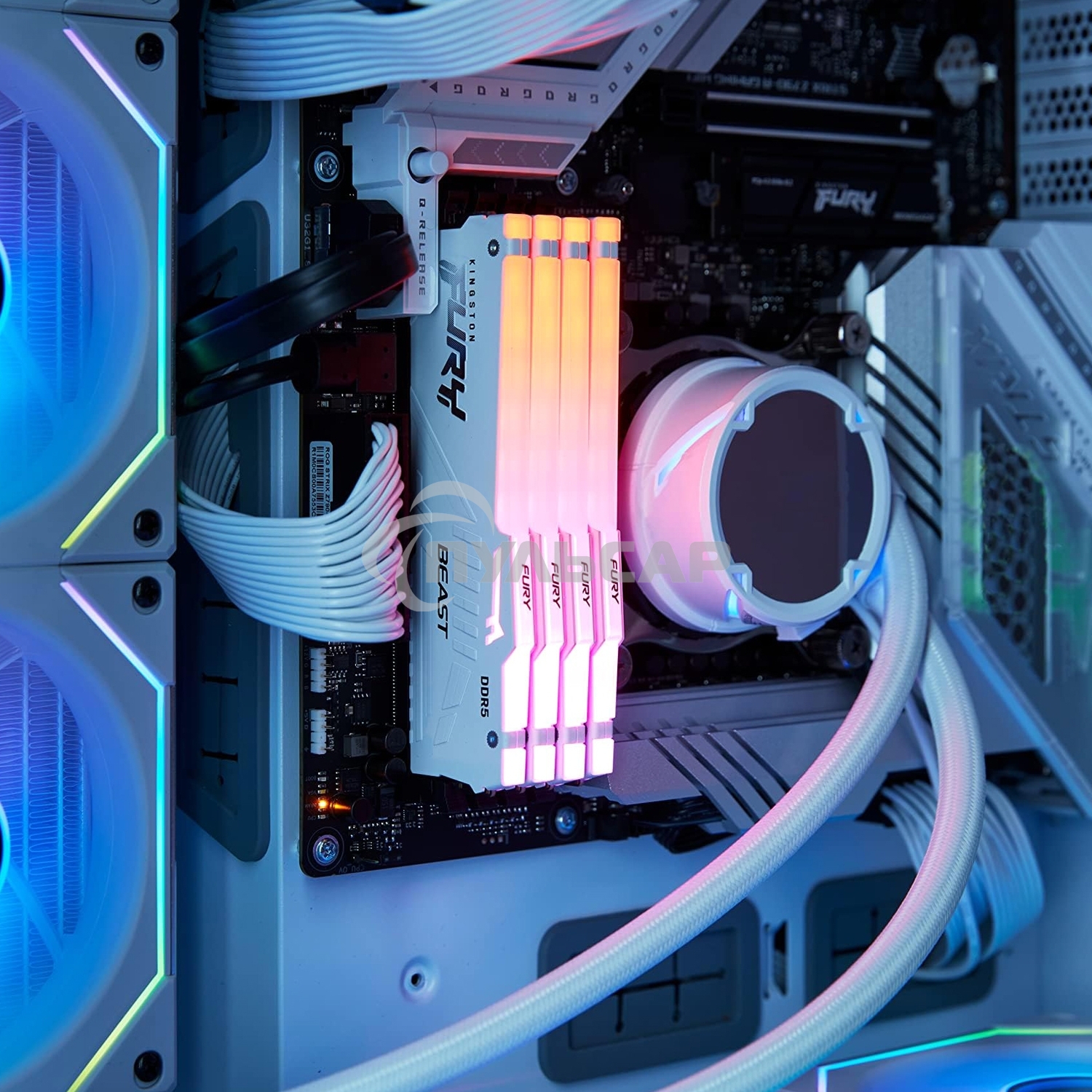 Оперативная память Kingston Fury Beast, DDR5, 16Gb (1x16Gb), 6400MHz, CL32, DIMM, радиатор, RGB, белый