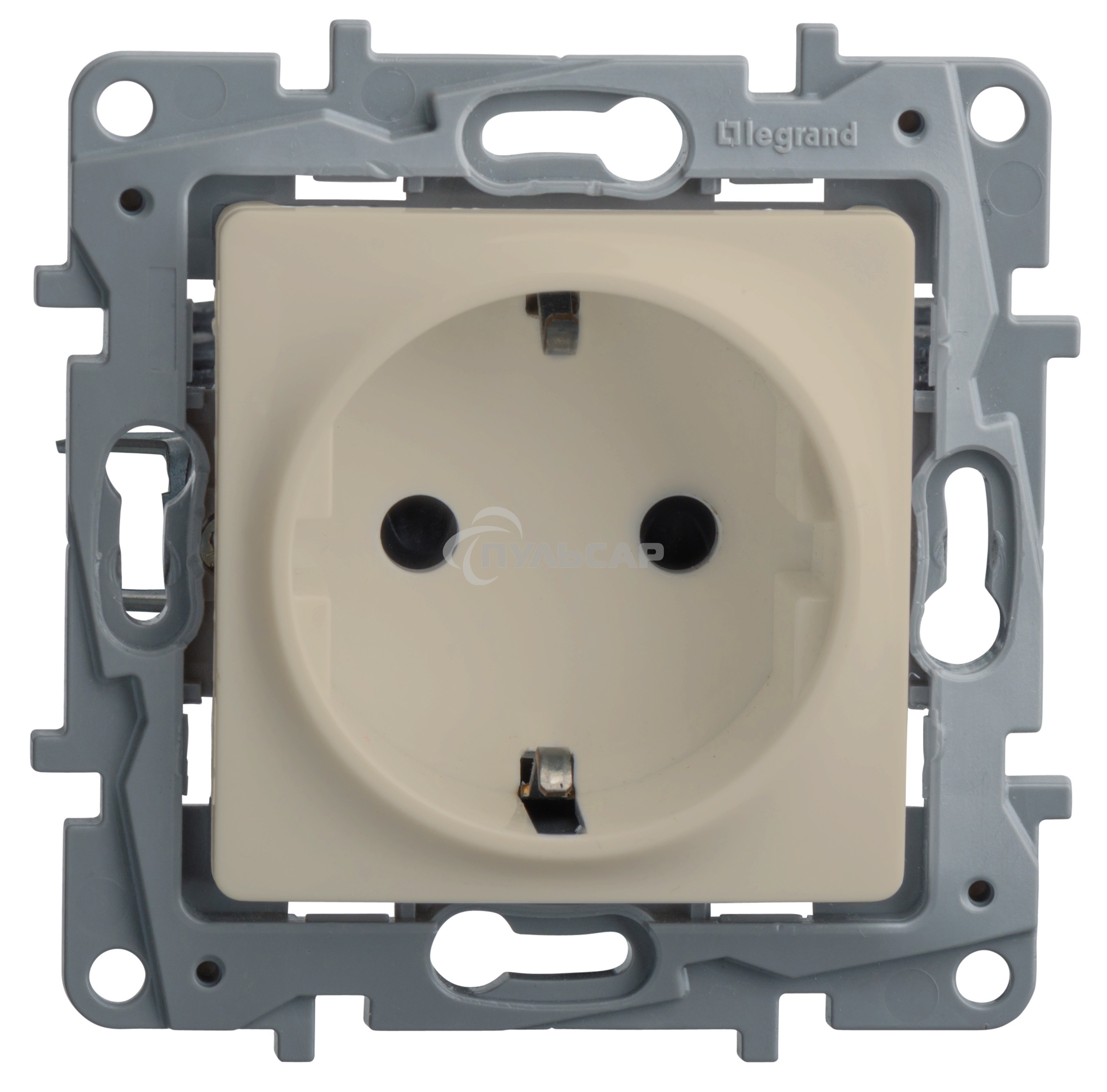 Розетка 2К+З, на винтах, защ. шт., сл. кость ETIKA 