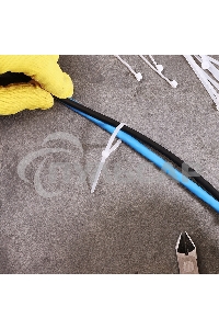 Хомут-стяжка кабельная нейлоновая Rexant 100 x2,5 мм, белая, упаковка 100 шт.