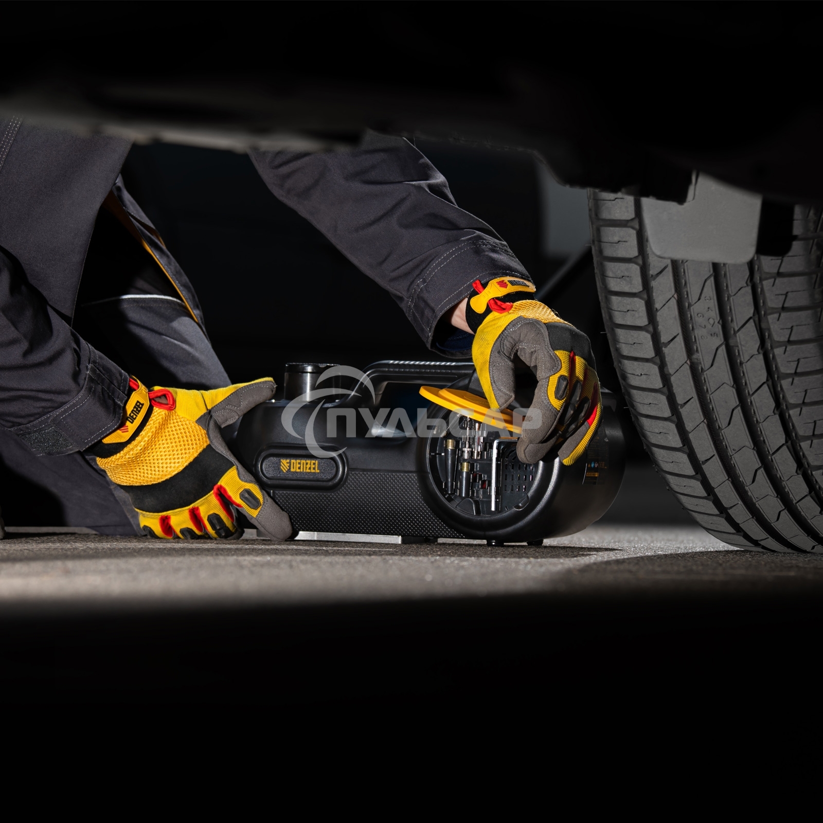 Домкрат электрогидравлический 