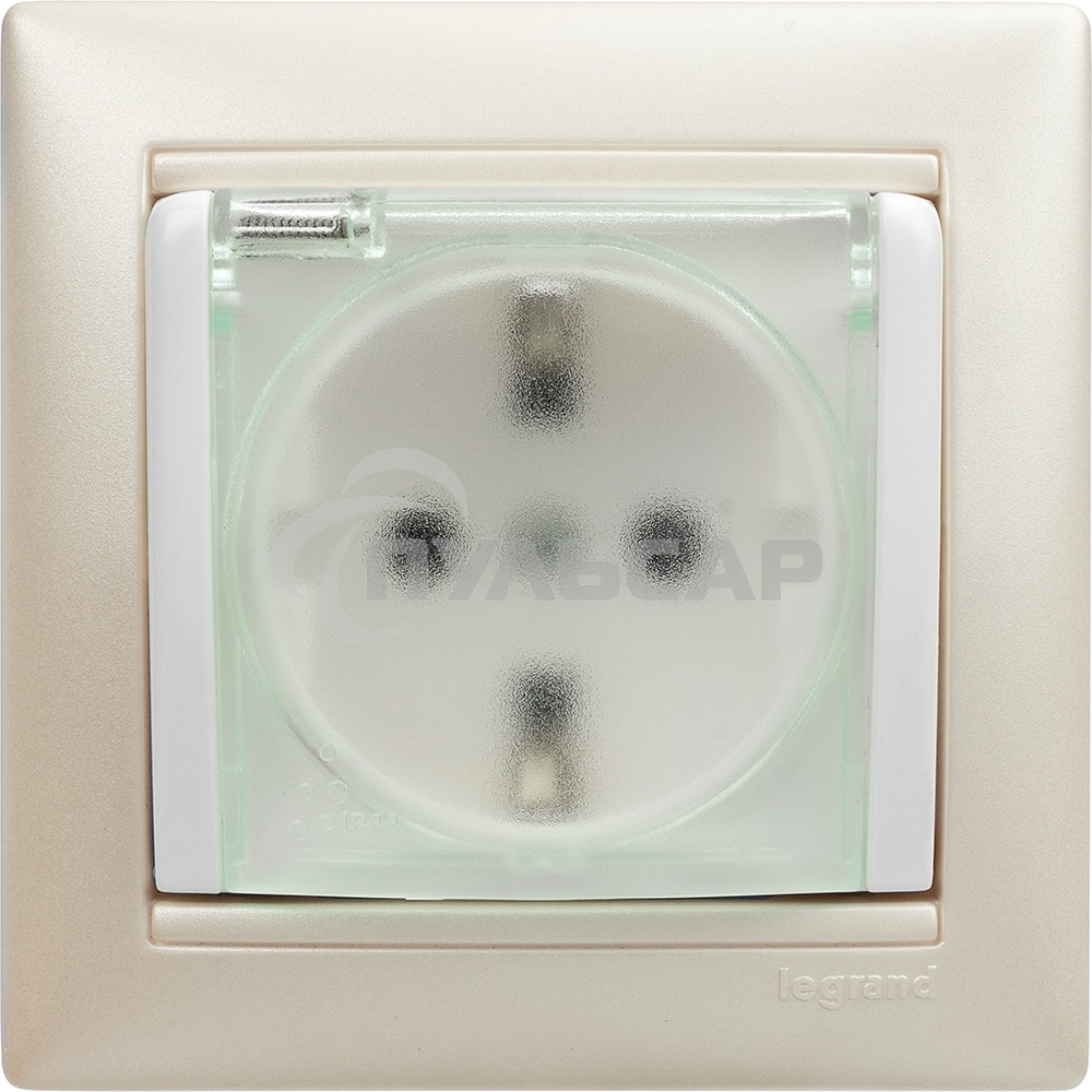 Розетка Legrand Valena 774220 влагозащищенная IP44 с заземлением с крышкой и защитными шторками (белая)