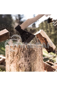 Топор кованный, в сборе, 890/1200 г, деревянное топорище, 500 мм, АО, (Ижевск) Россия