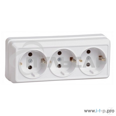 Розетка Iek ERO31-K01-16-DC РС23-3-ОБ 3 местн. с з/к 16А откр.уст. ОКТАВА (белый)