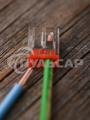 Клемма строительно-монтажная СМК 2273-242 PROxima с пастой 2 отверстия 0.5-2.5мм.кв. (100шт)