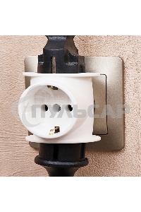 Набор тройников электрических универсальных Rexant 16 А, одно гнездо с заземлением, белый (2 шт./уп.)