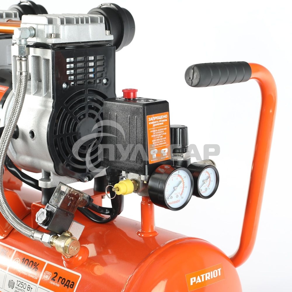 Компрессор Patriot поршневой безмасляный WO 24-220, 200 л/мин, 8 бар, 1250 Вт, 24 л, быстросъемный 1/4