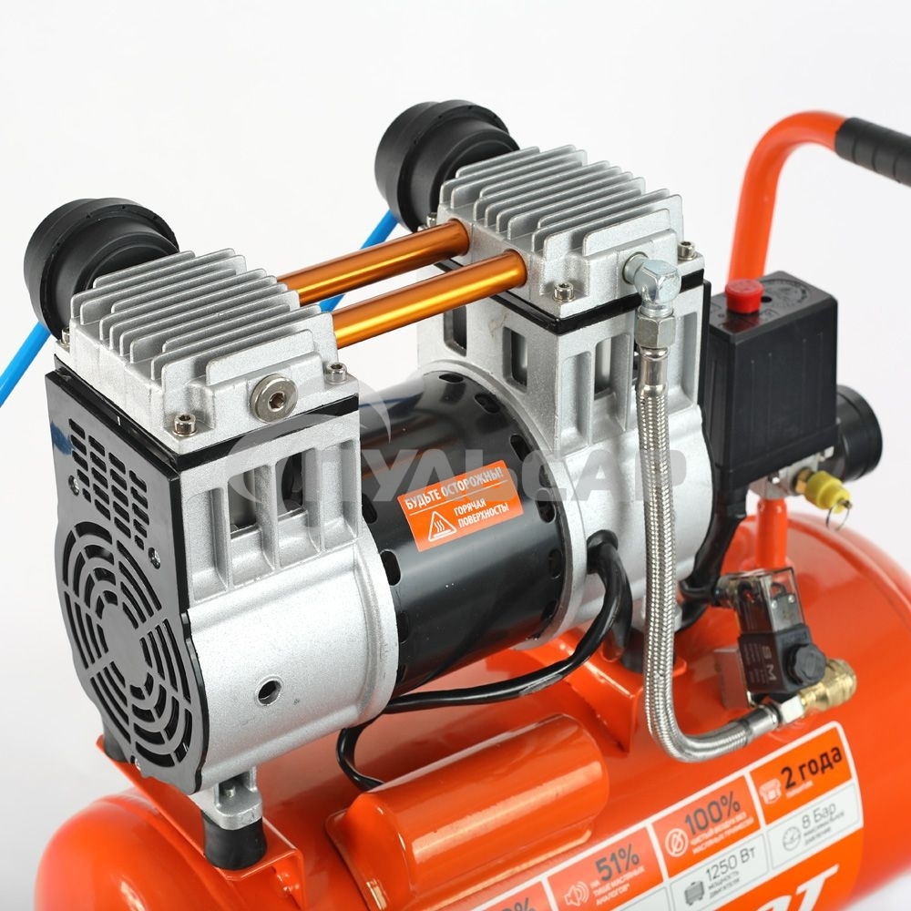 Компрессор Patriot поршневой безмасляный WO 24-220, 200 л/мин, 8 бар, 1250 Вт, 24 л, быстросъемный 1/4