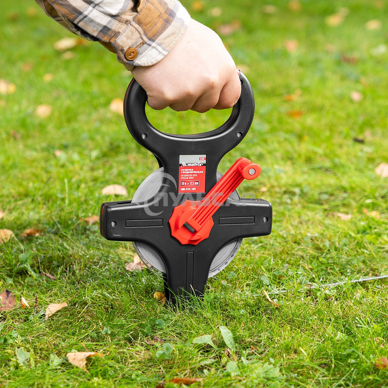 Рулетка геодезическая Matrix 50 м х 12,5 мм, металлическая лента, открытый корпус
