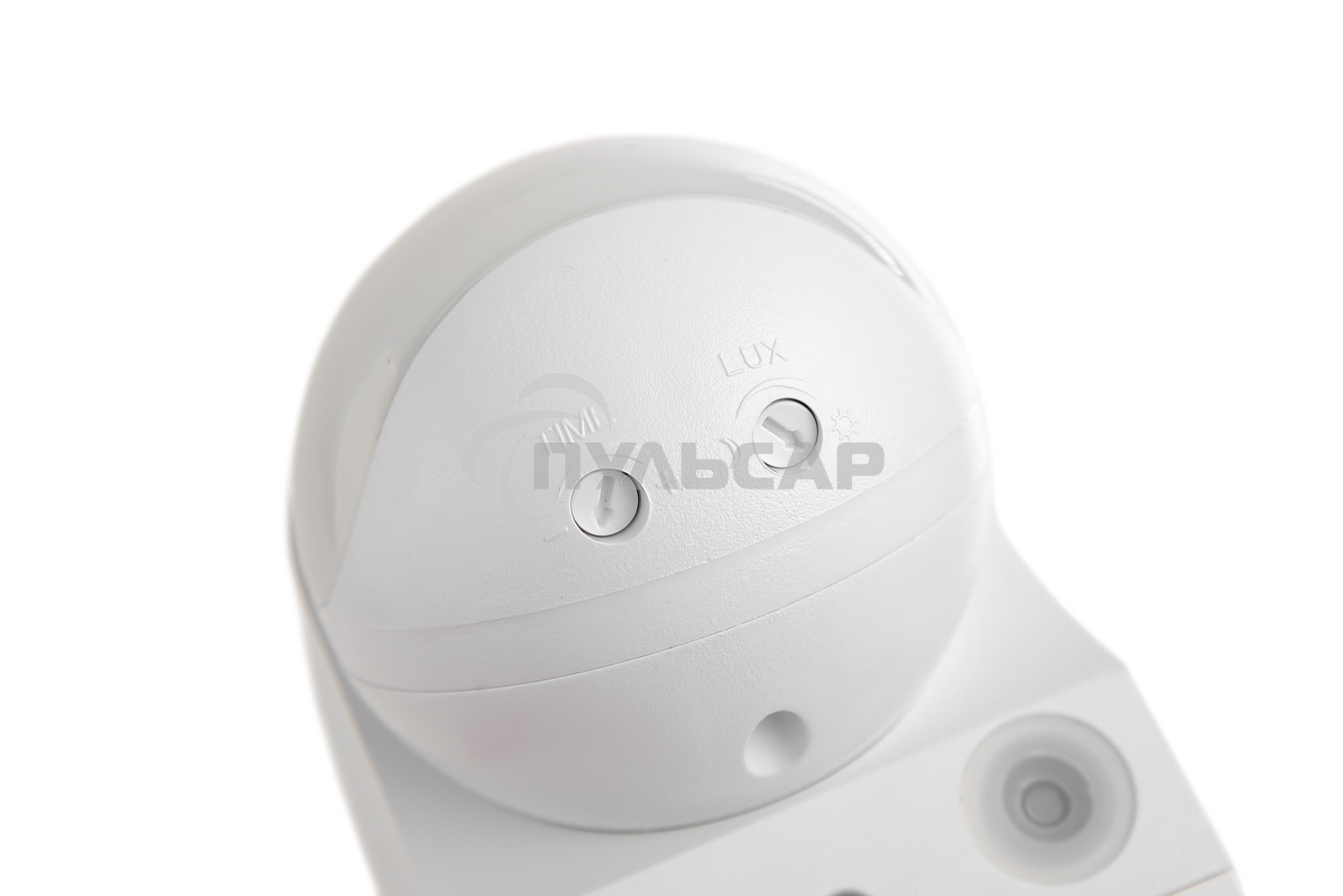 Детектор движения ДД 010 1100Вт угол. обз. 180град. IP44 бел. ИЭК LDD10-010-1100-001
