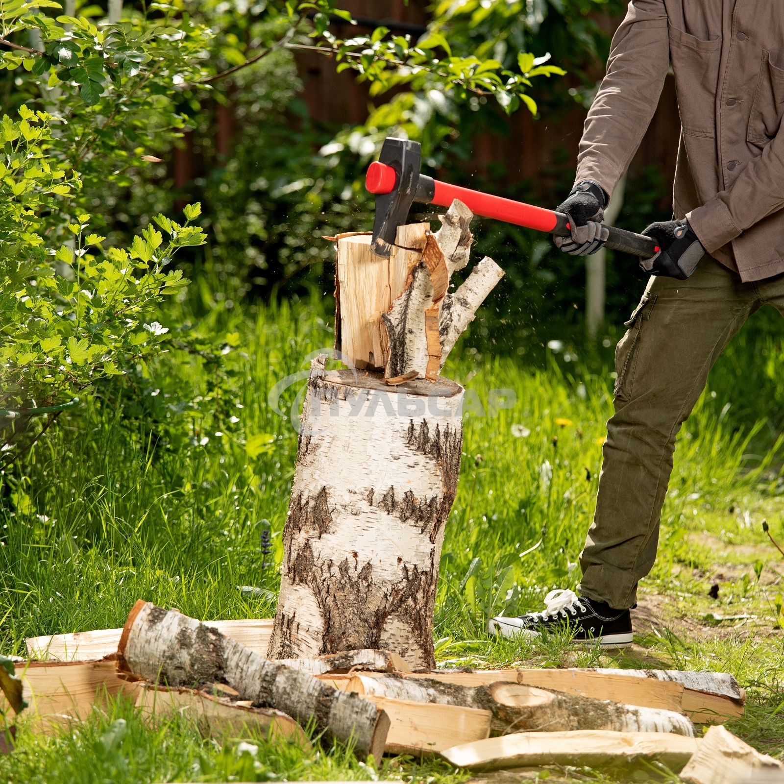 Топор Matrix колун 2700г фибергласовое обрезиненное топорище 900мм