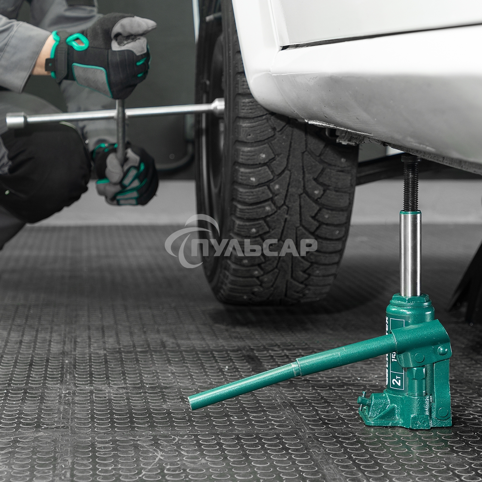 Домкрат гидравлический бутылочный Сибртех 2 т, 150-280 мм, в пласт. кейсе