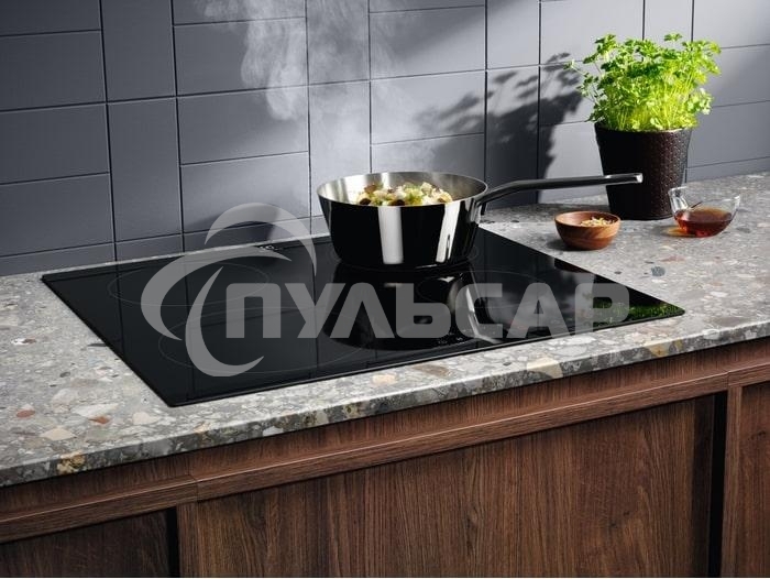 Индукционная варочная панель Electrolux CIR60430 на 4 конфорки, cтеклокерамика, мощность: 7350 Вт