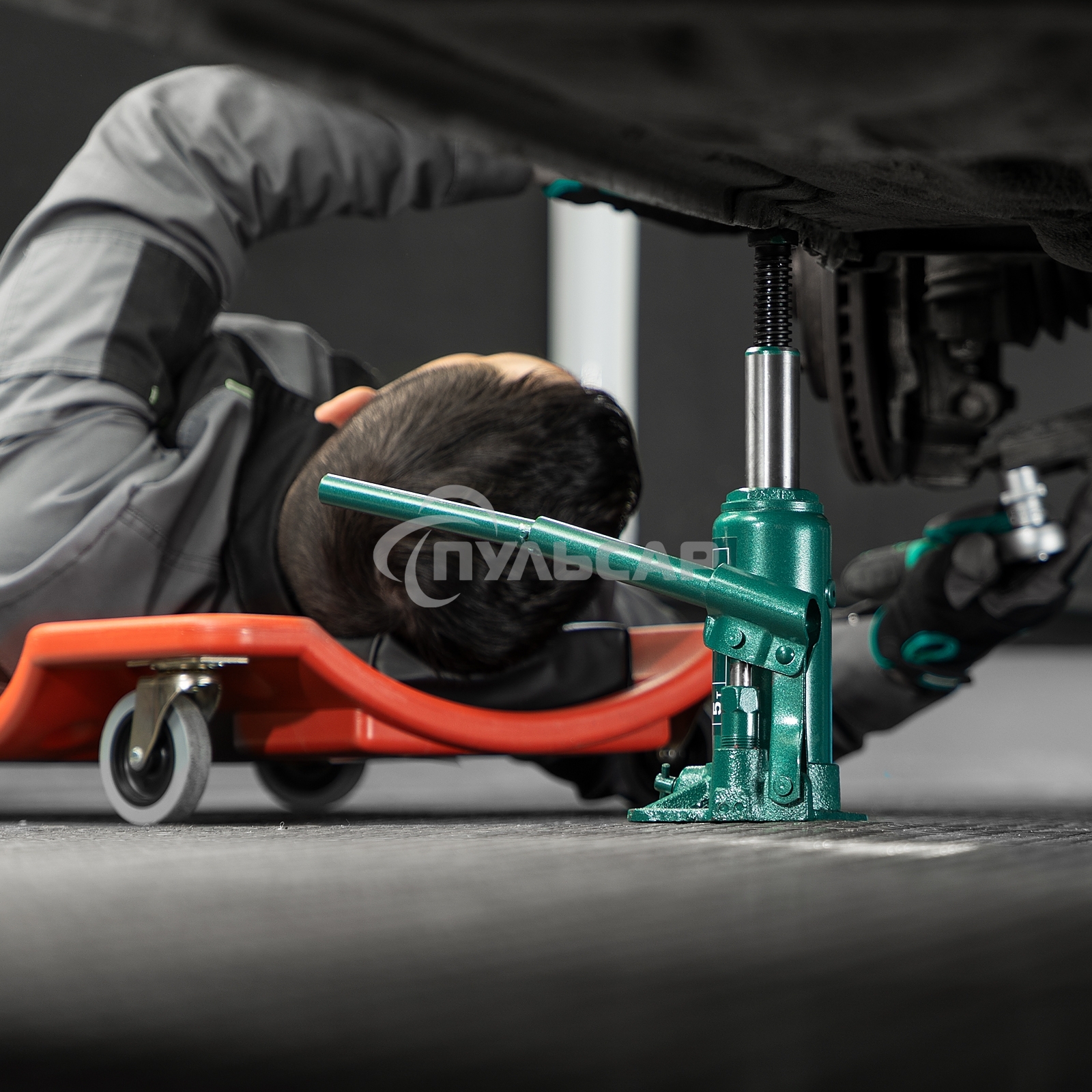 Домкрат гидравлический Сибртех бутылочный, 5т, 180-340мм, в пласт. кейсе