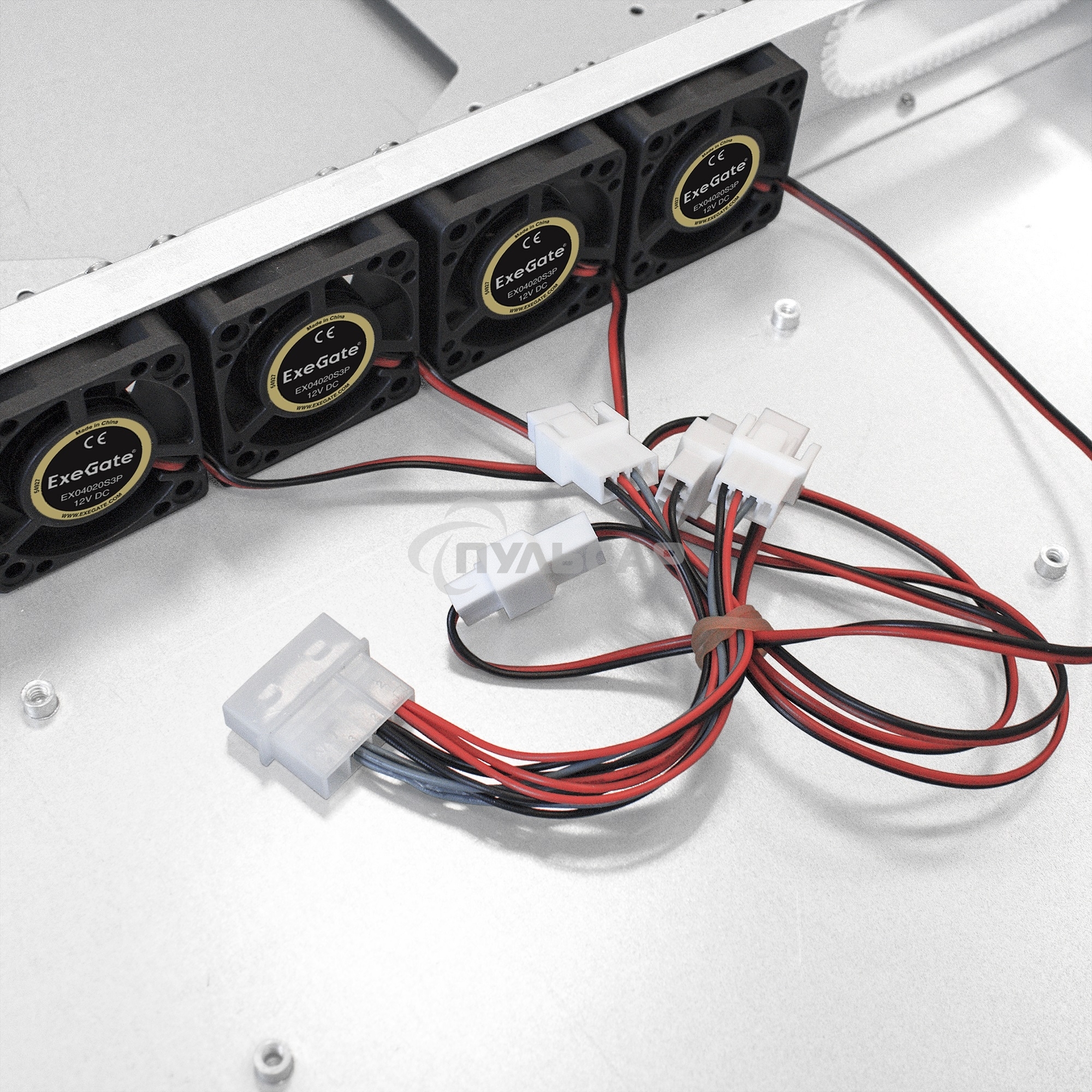 Серверный корпус ExeGate EX293173RUS Pro 1U650-04 (RM 19