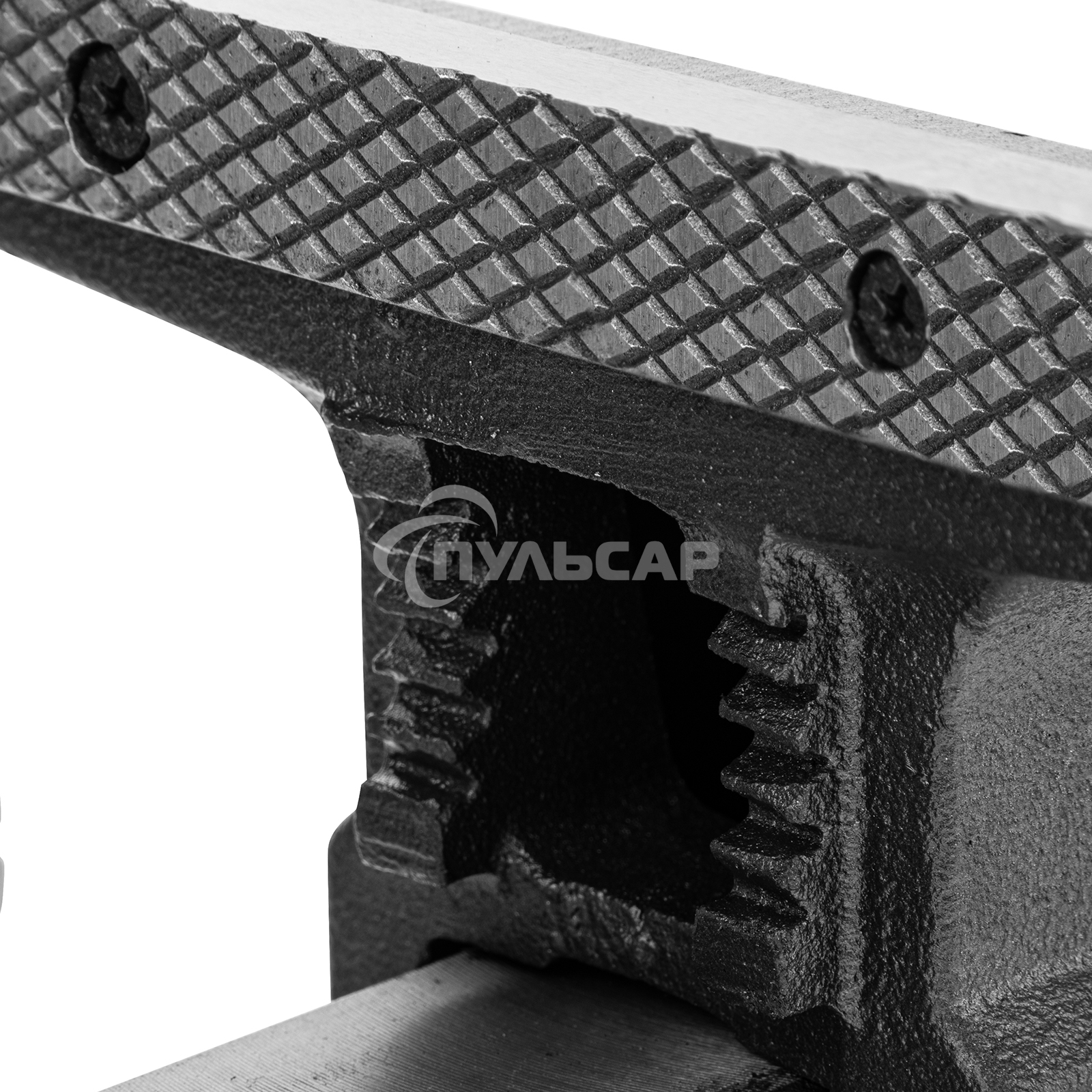 Тиски слесарные Denzel BVH-150 150 мм, поворотные, стальная направляющая, с наковальней