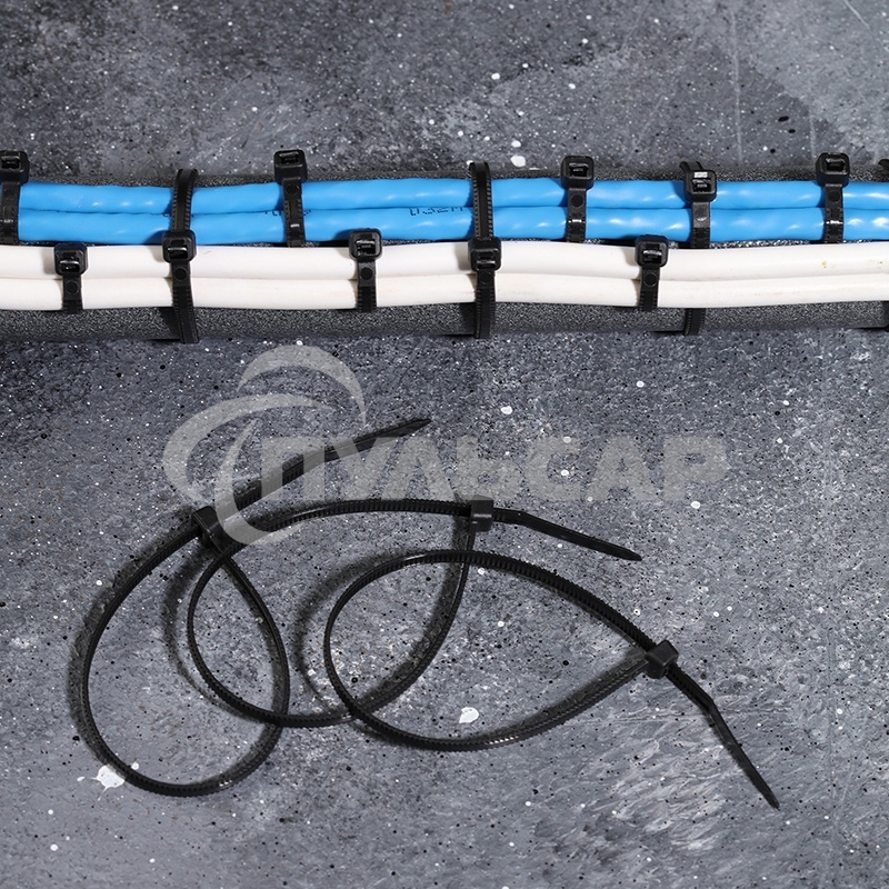 Хомут-стяжкa нейлоновая с тройным замком Rexant 200x3,6 мм, черная, упаковка 100 шт.