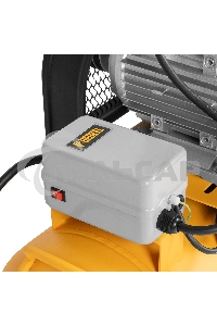 Компрессор воздушный рем. привод BCW3000-T/100, 3,0 кВт, 100 литров, 520 л/минDenzel