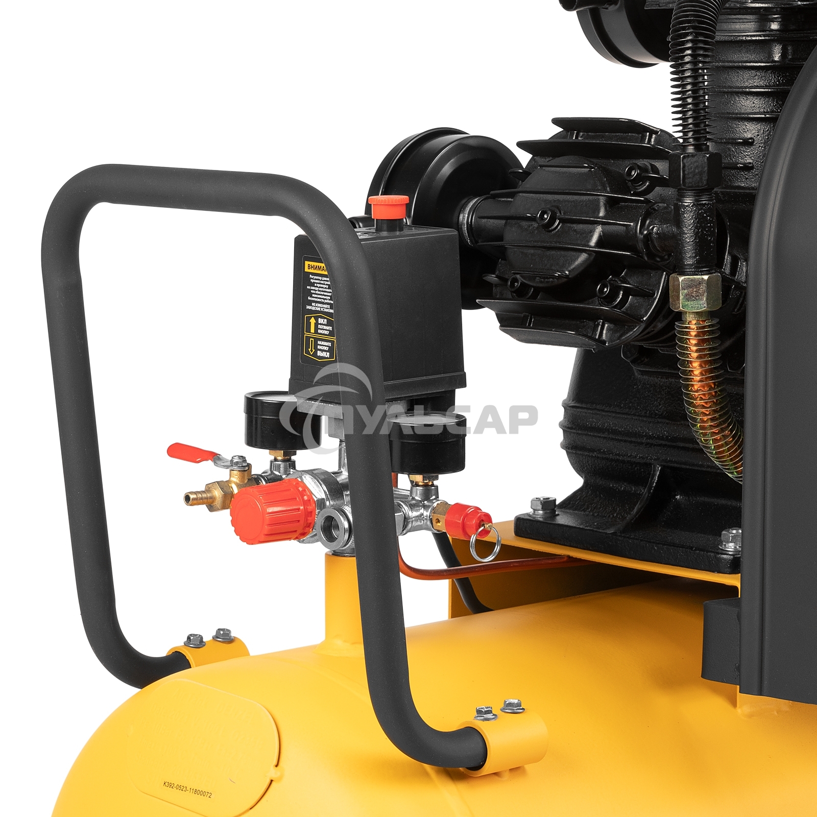 Компрессор воздушный рем. привод BCW3000-T/100, 3,0 кВт, 100 литров, 520 л/минDenzel