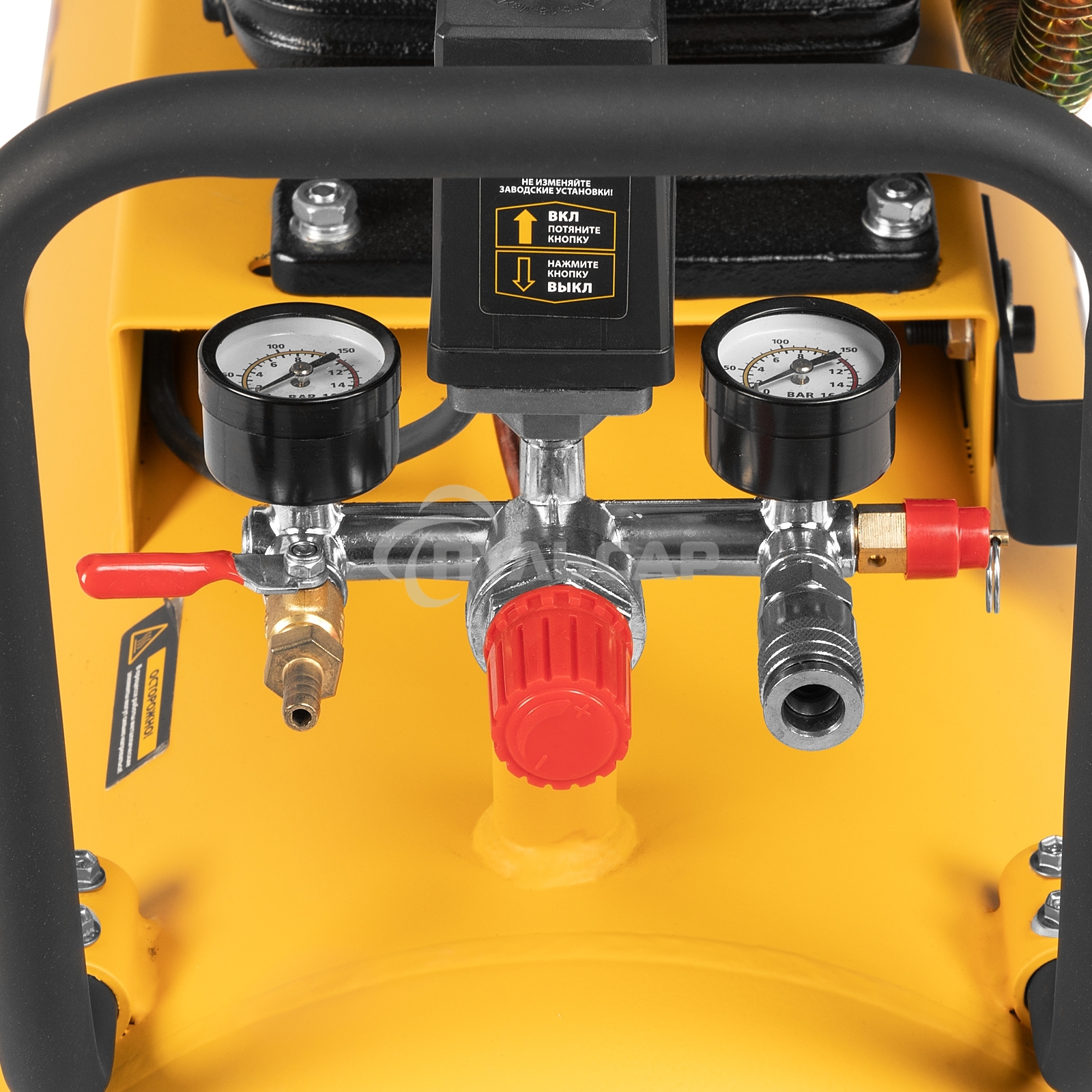 Компрессор воздушный рем. привод BCW3000-T/100, 3,0 кВт, 100 литров, 520 л/минDenzel