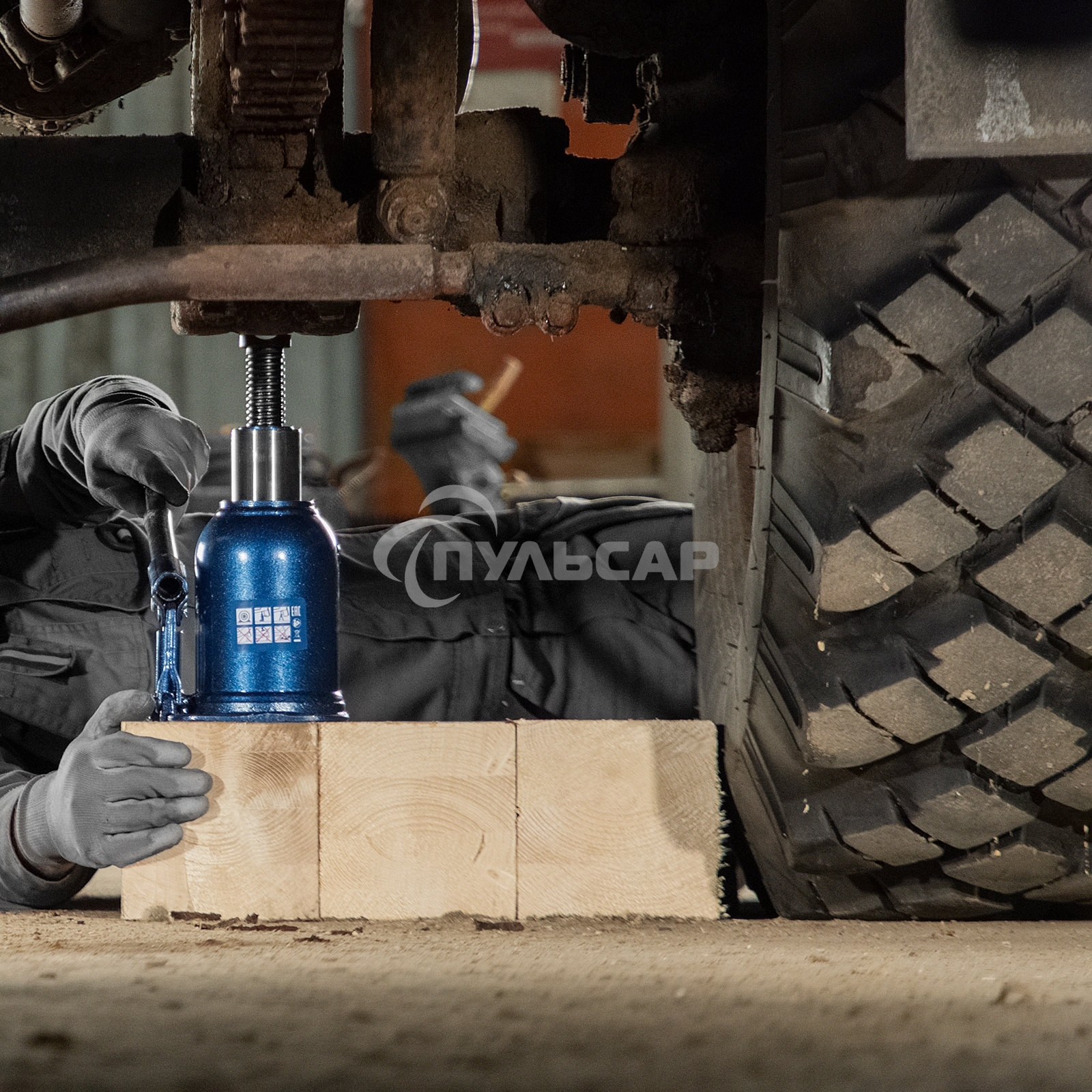 Домкрат гидравлический бутылочный телескопический, 10 т, подъем 180-430 мм Stels