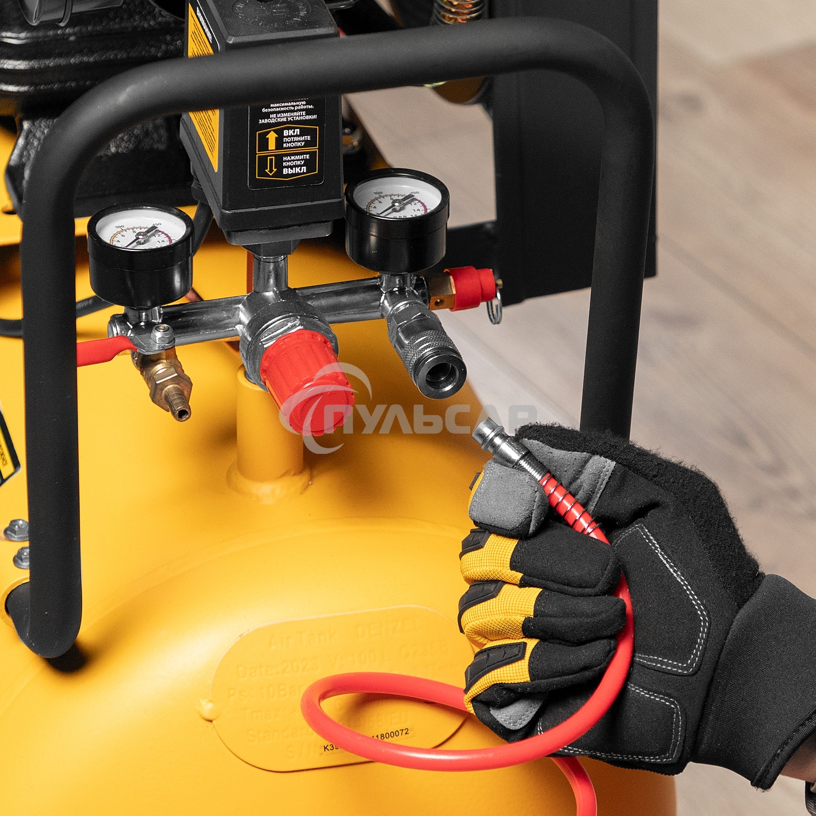 Компрессор воздушный рем. привод BCW3000-T/100, 3,0 кВт, 100 литров, 520 л/минDenzel