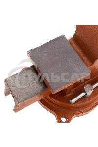 Тиски слесарные SPARTA 100мм поворотные с наковальней 186235