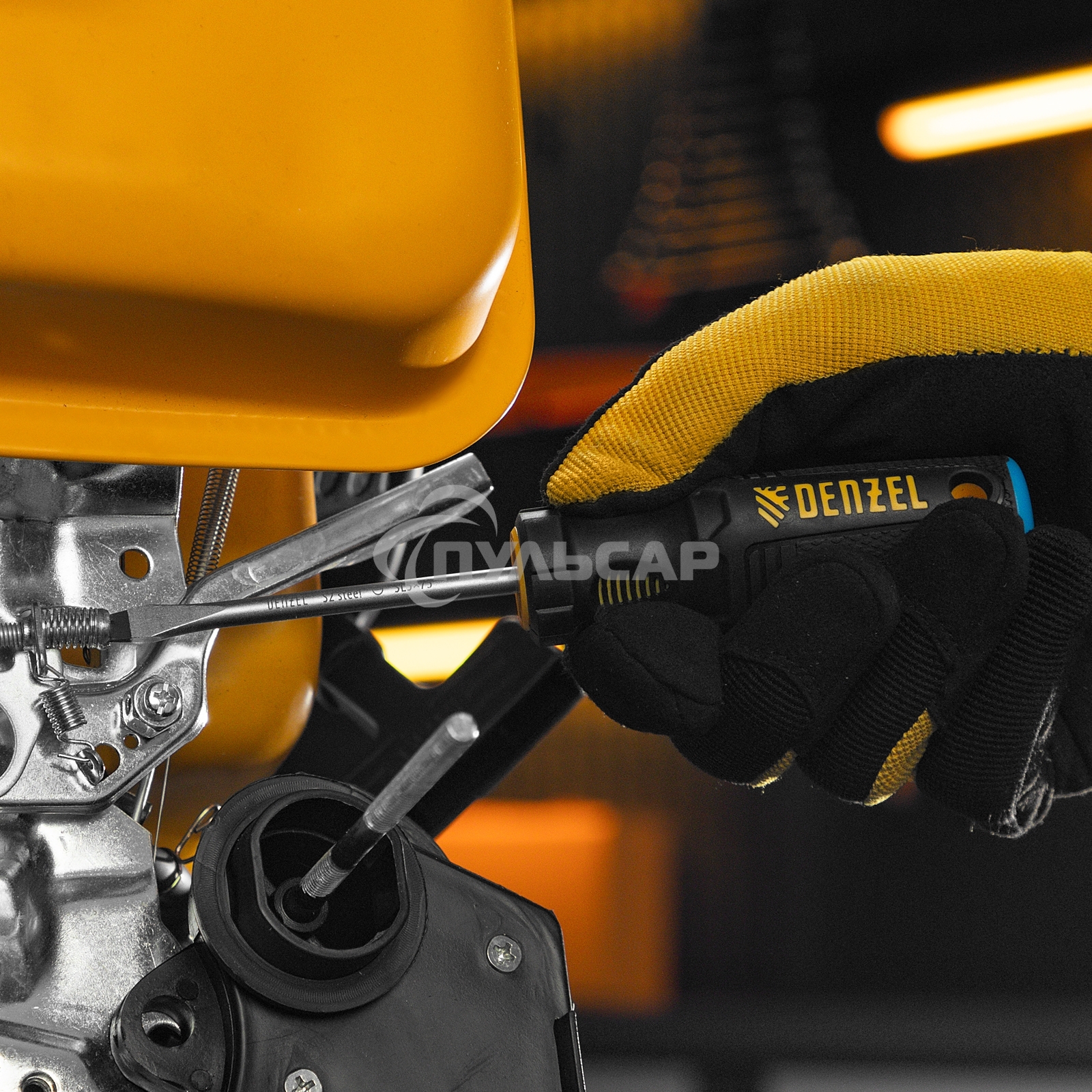 Отвертка, SL5x75 мм, S2, 3к рукоятка Denzel