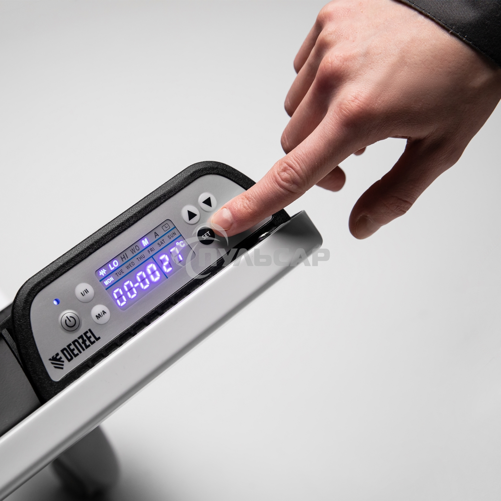 Конвектор гибридный Denzel HybridX-1000 белый, 1000 Вт, 20 м2, термостат, дисплей