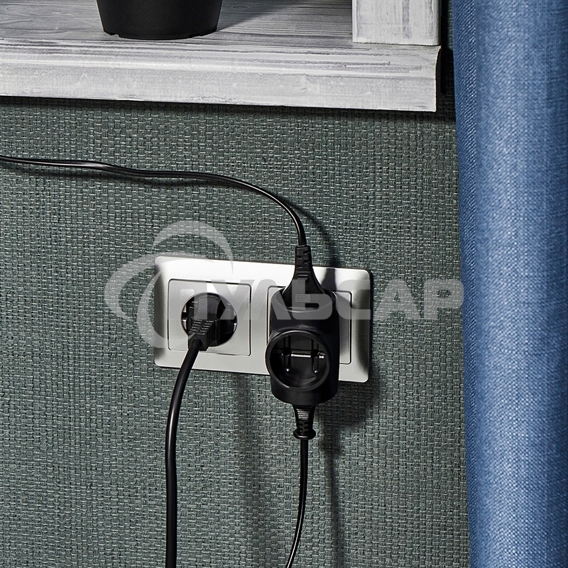 Тройник электрический 6А без заземления, черный Rexant