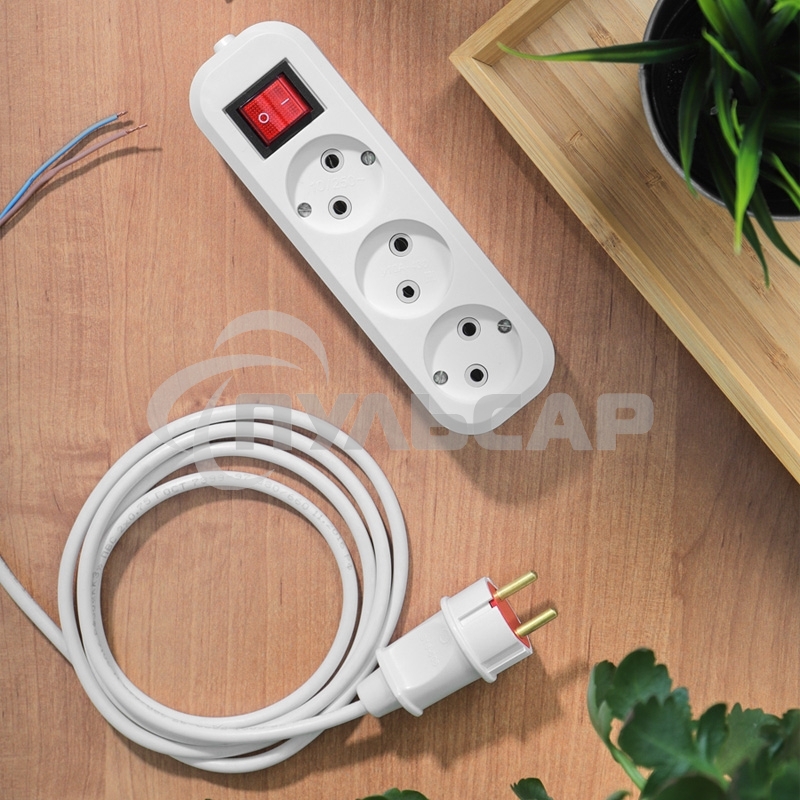 Колодка Rexant 3 гнезда с кнопкой без заземления