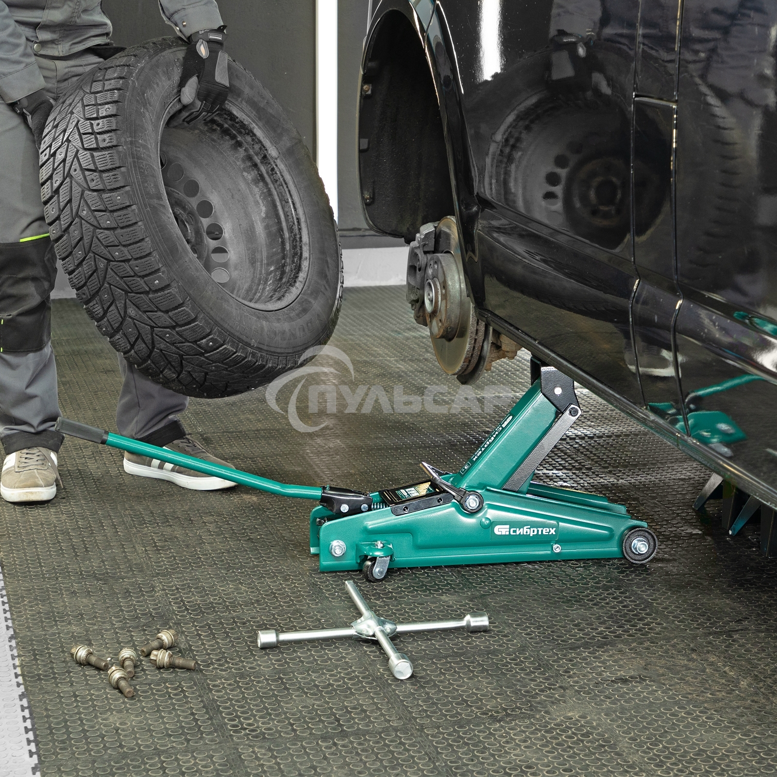 Домкрат гидравлический подкатной Сибртех 3 т, 135-400 мм