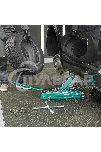 Домкрат гидравлический подкатной Сибртех 3 т, 135-400 мм