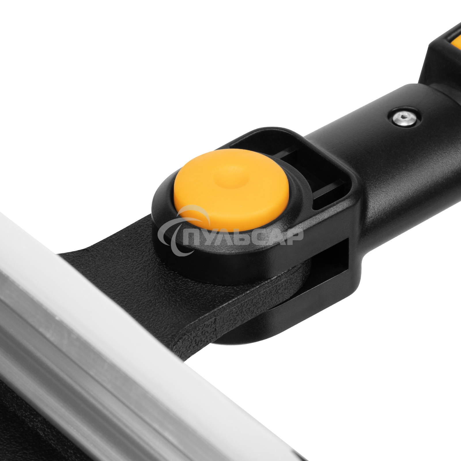 Щетка сметка со скребком, телескоп, поворотная голова, водосгон 950-1320 мм Denzel