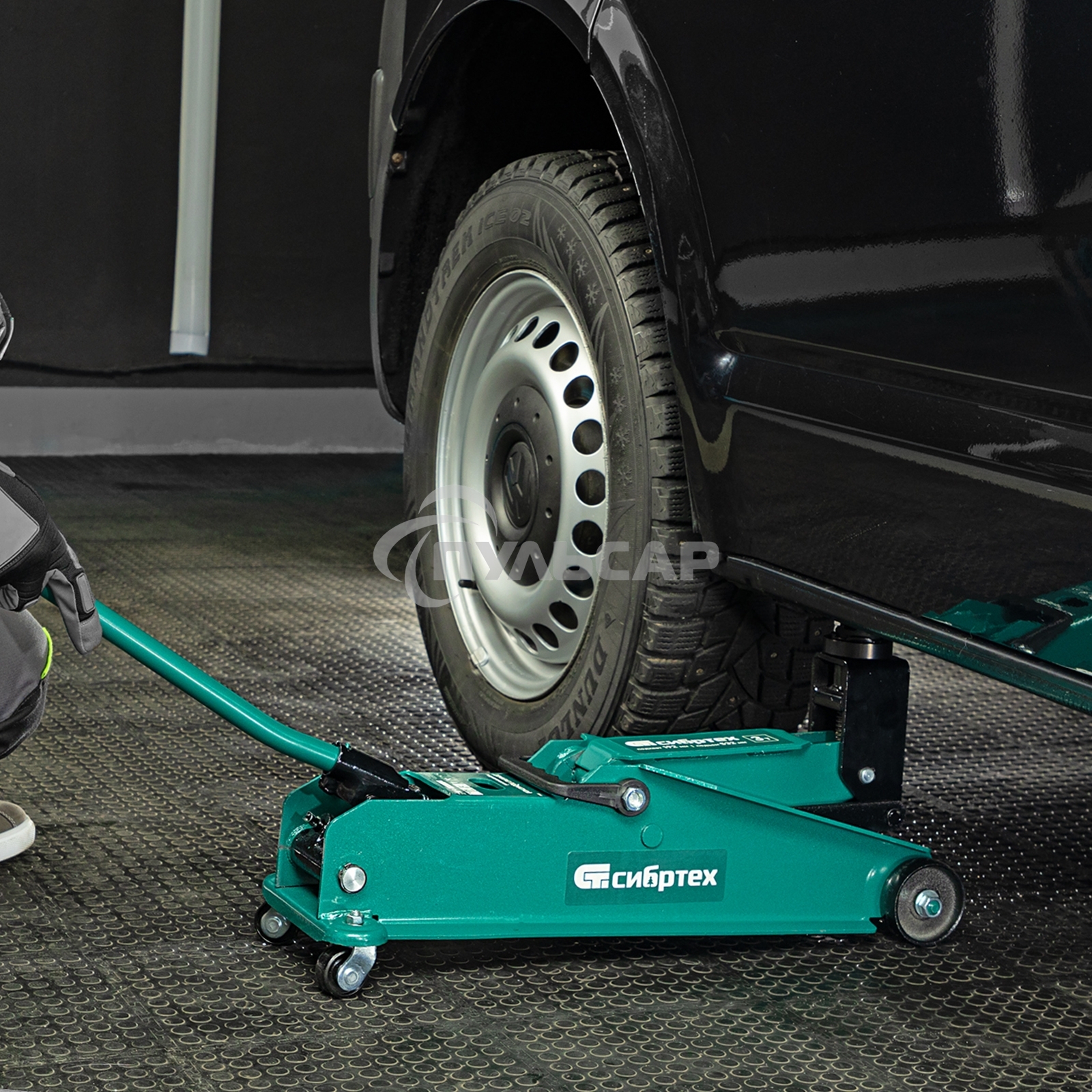 Домкрат гидравлический подкатной Сибртех 3 т, 192-532 мм, SUV
