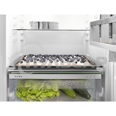 Встраиваемый холодильник Liebherr ICc 5123-22 001 белый двухкамерный 190/83л морозилка снизу