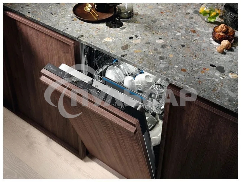 Встраиваемая посудомоечная машина Electrolux EEG62300L, серебристый, 44.6 см, 9 компл., 44 дБ, класс D