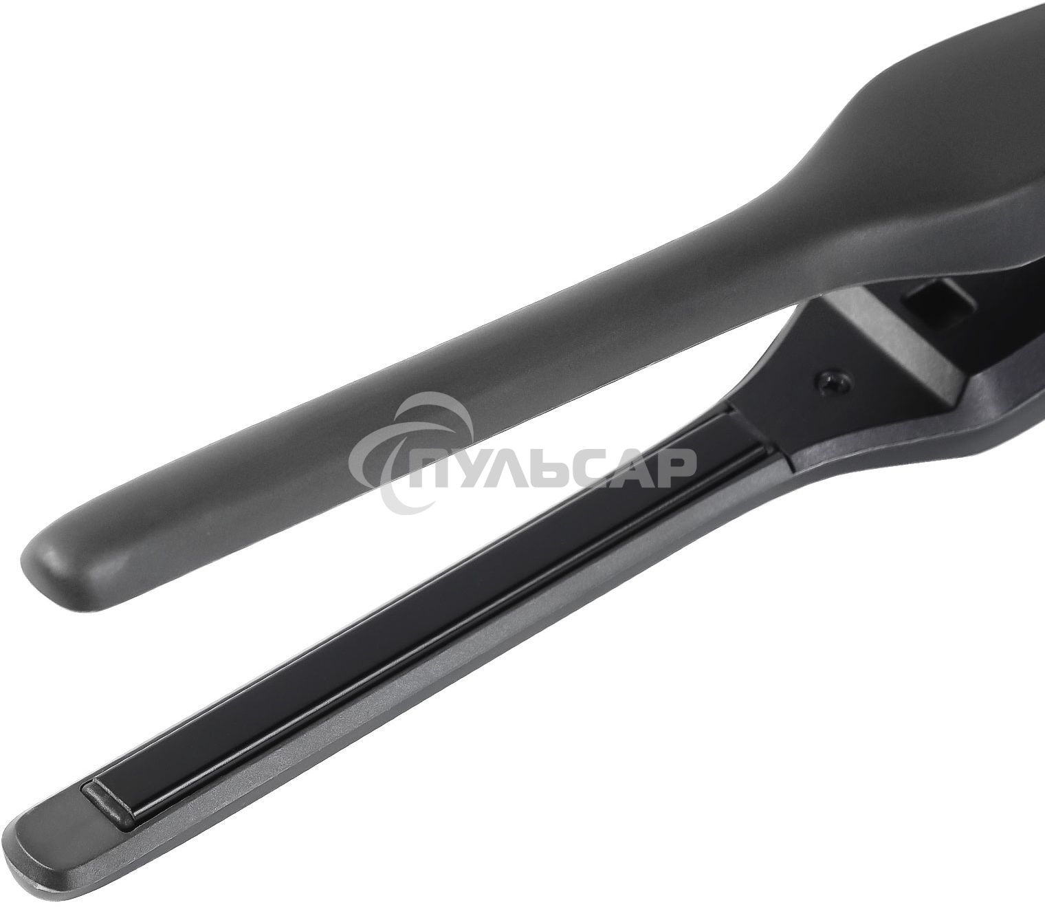 Щипцы для волос Galaxy Line GL 4522, черный, 30 Вт, керамическое покрытие рабочей поверхности, размер пластин 100х9 мм, нагревательный элемент с защитой от перегрева, температура 180°С, индикатор работы, петля для подвешивания, длина шнура 1,7