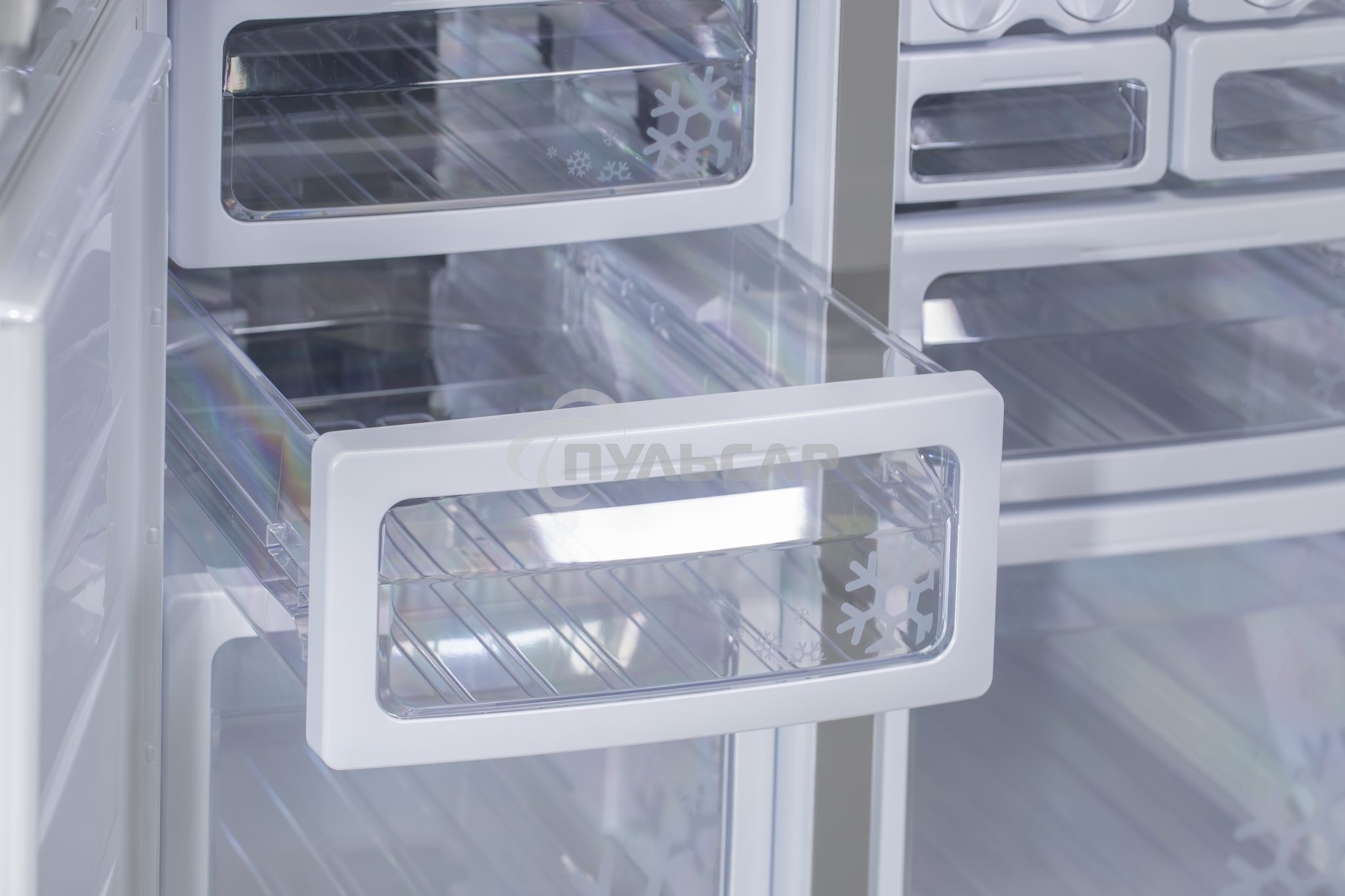 Холодильник Sharp SJGX98PWH белое стекло четырехкамерный 394/211л морозилка снизу