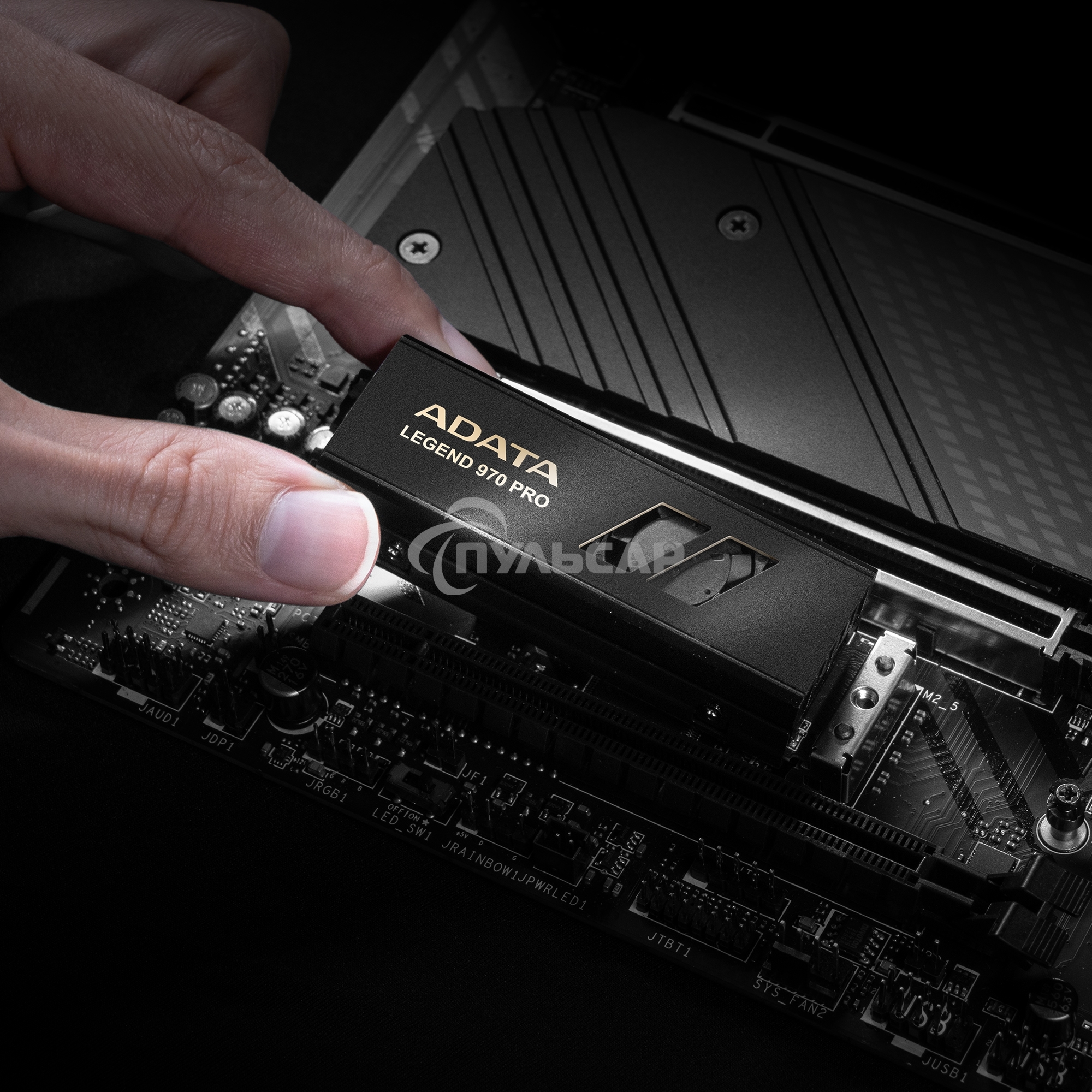 Накопитель SSD ADATA Legend 970 Pro, 1000 Gb, M.2 2280, PCIe 5.0 x4, NVMe 2.0, 3D TLC, R/W 13000/5800 МБ/сек, радиатор с вентилятором