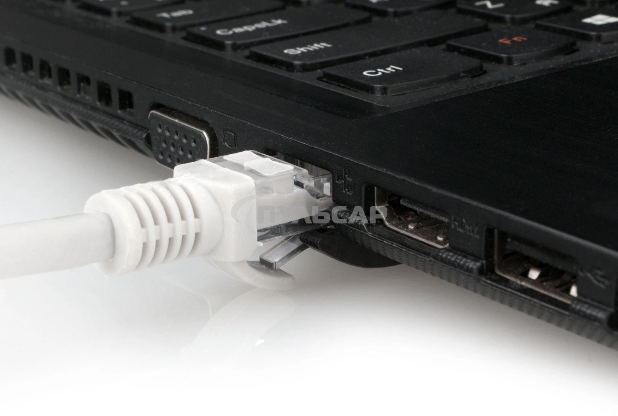 Патч-корд Premier PP31-3M-LSZH 1Gbит/с UTP 4 пары cat.5E CCA molded 3м серый RJ-45 (m)-RJ-45 (m)