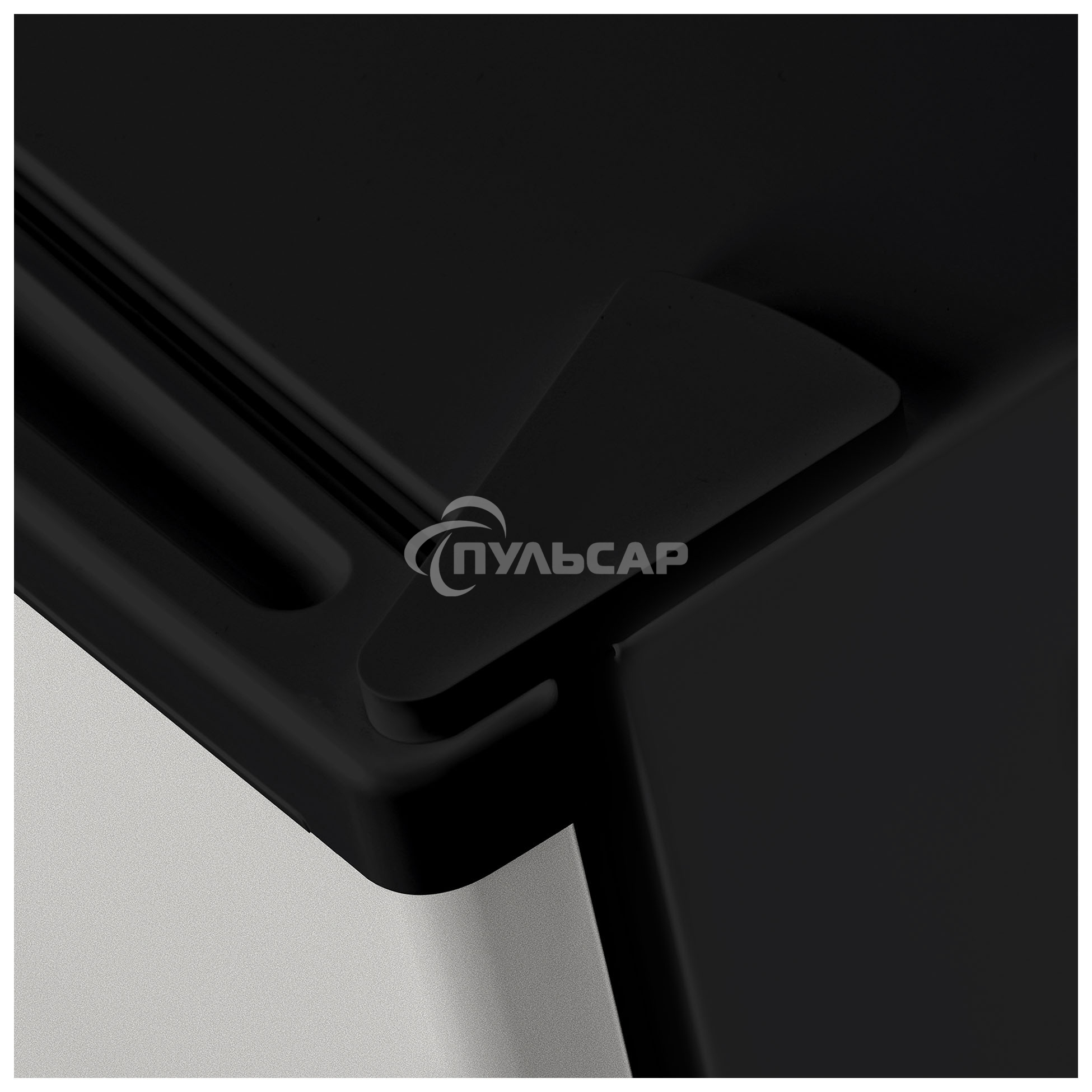 Холодильник Hyundai CO1002 серебристый однокамерный 65л