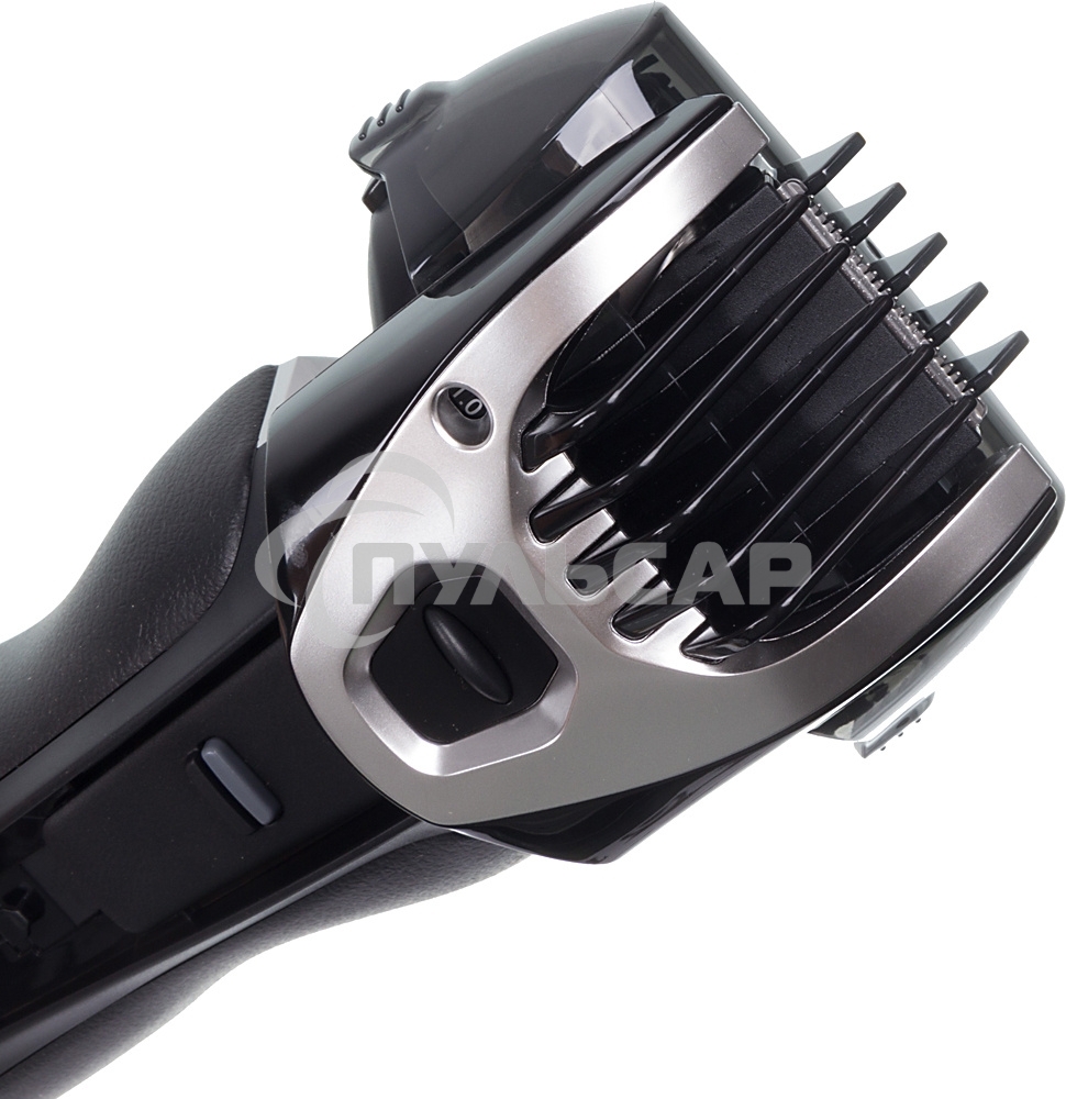 Электробритва сетчатая Panasonic ES-RT77-S520 реж.эл.:3 питан.:аккум. серебристый/черный