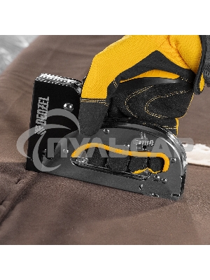 Степлер металл., скобы в комплекте, плавная регулировка удара, 2К рукоятка, тип 53, 4-14 мм Denzel