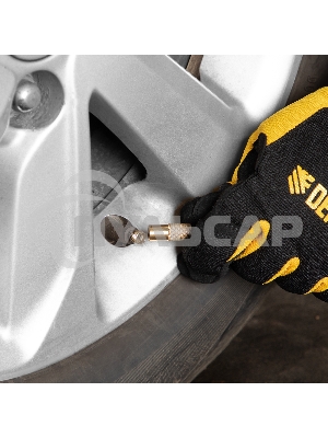 Компрессор автомобильный Denzel AC-37, 12 В, 7 атм 37 л/мин, 58055