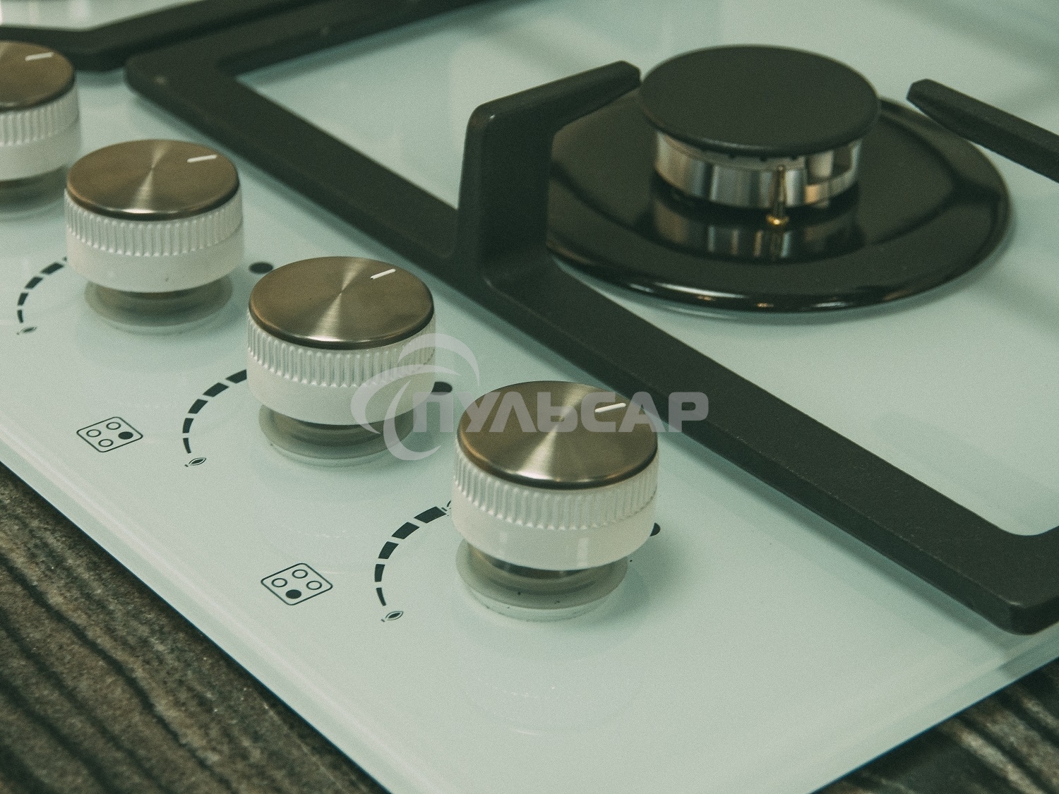 Газовая варочная панель LEX GVG 640-1 WH белый